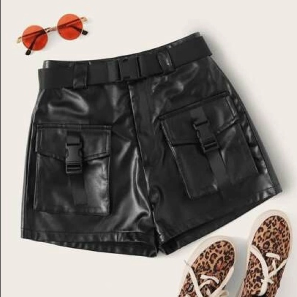 SHEIN FAUX LEATHER BELTED CARGO SHORTS